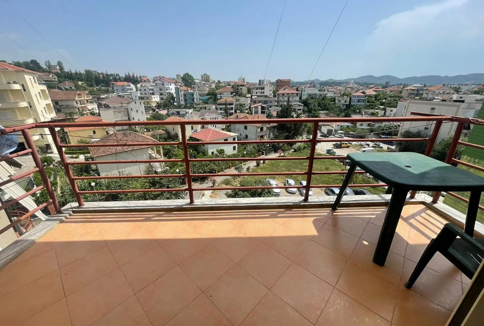 Comfort Apartment - Ali Demi Tirana